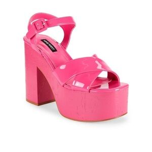 NWB Nine West Rilay Open Toe Platform Sandals in Barbie Lipstick Pink size 8